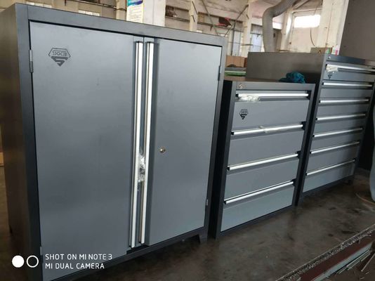 Modularer Garagen Schrank Arbeitsbank mit uns Allgemeine Werkzeugbox Zubehör und Werkzeugkiste