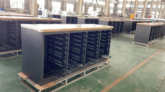 Silberkaltgewalzte Stahl-Schwerlast-Garage-Werkzeugschrank für moderne Arbeitsplätze